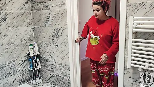 4k duştan önce kendime işiyorum imkansız pozisyon işeme
