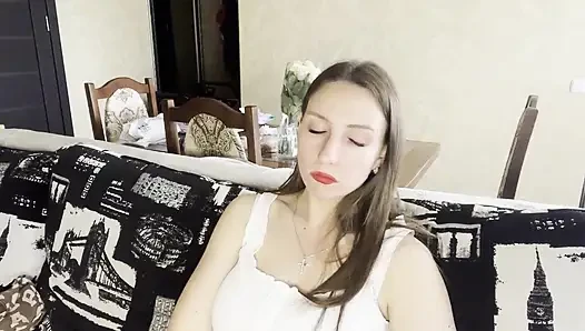 Esneyen fit ultraviyole gösterisi