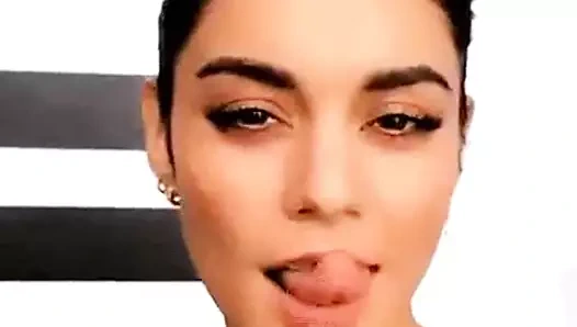 Vanessa huudgesn seksi dil döngü