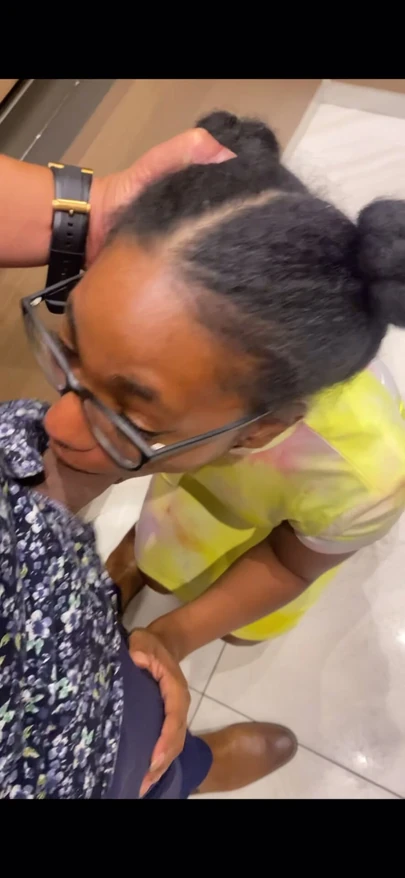 Когда пожилой мужчина использует мою глотку