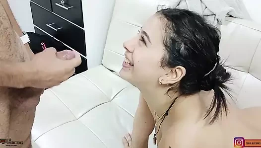 Benim azgın üvey fahişe ağzında benim büyük horoz hissetmeyi seviyor - İspanyolca porno