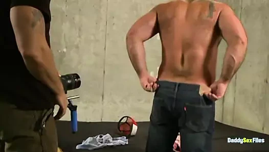 Daddysexfiles: Jake Deckard ve Bryan Slater acemi Bronson Gates'i ile tanıştırıyor