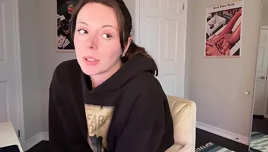 Üvey kız kardeş senin için amını ve götünü açıyor!