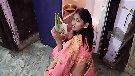 Muslim Outdor video.I met a girl in an auto and took her home to work at a beauty parlor and fucked her.