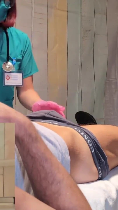 Потрясающий момент от "Доктор, я заполняю твои копыта"