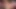 Çarpıcı, büyük göğüslü orta yaşlı seksi kadının cazibesi tarafından büyüleniyor