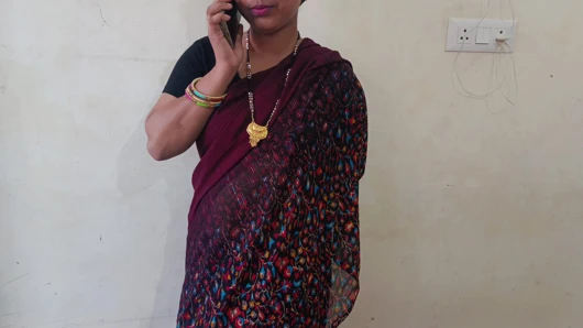 Baldız Devar'ı evine çağırdı ve devar ile domaltarak net Hintçe ses kaydıyla seks yaptı