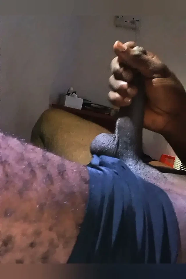 Video.Guru Masturbating with Tasha and cumin intensely with her on Skype this will make you orgasm in seconds watch and learn