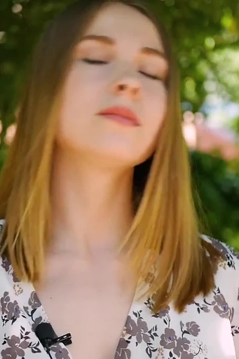 Evgeniya güçlü 120 mm sigara içiyor