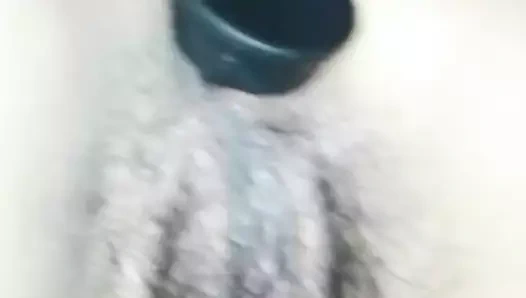 Emmek çük ile yapay penis içinde ona kıllı göt