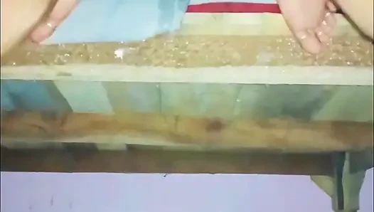 Gecenin 2'sinde yengenin amını domaltarak siktim ve fışkırttırdım.