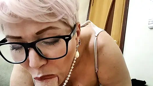 Aimee и Peter: Искусство брутальных минетов для шоу, или что рот женщины для...))