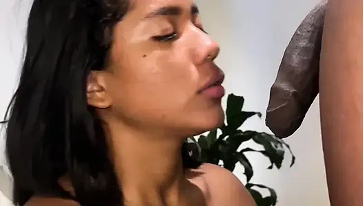 Göz teması ile derin oral seks -amatör çift- nysdel