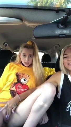 onu çorap içinde izlemek