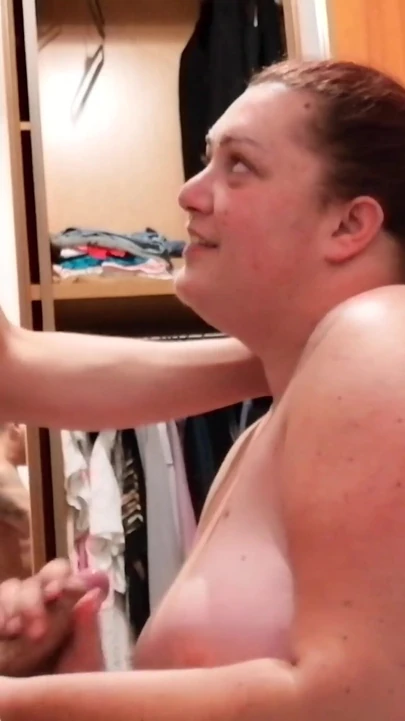 Дрочая жена-толстушка