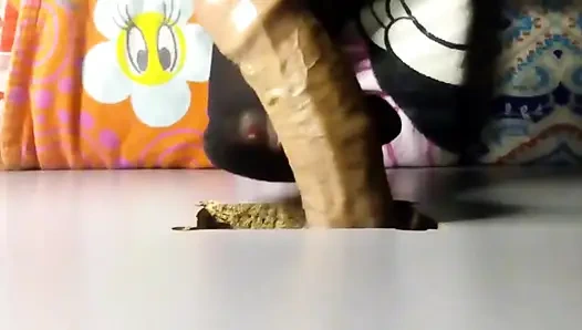 Ayakla muamele duvar deliği