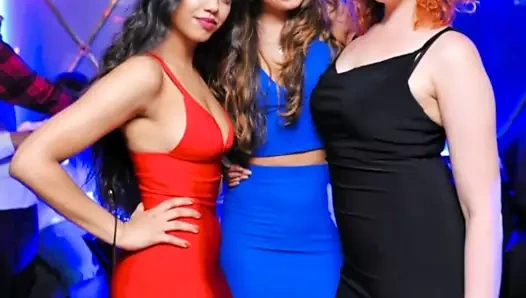 Geçit töreninde fuckdolls (hangisini sikerdin?) yorum bırak