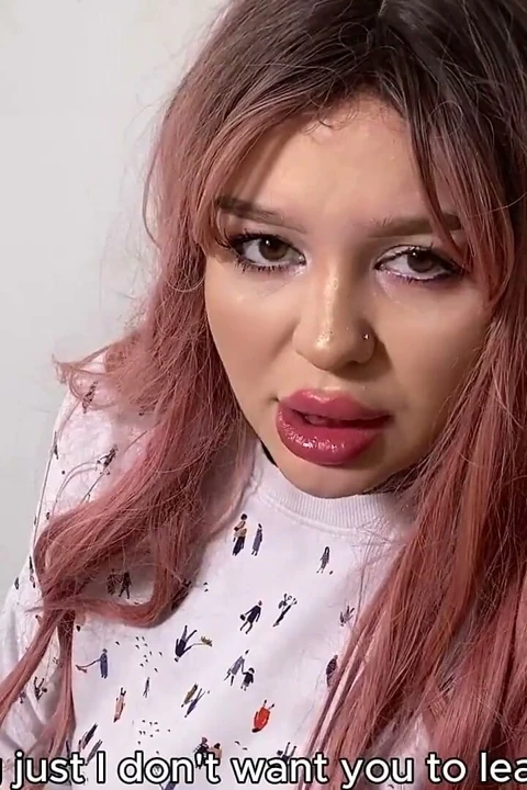 Taytlı üvey kız kardeş yarağımla sikilmek istiyor s1e6