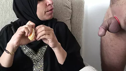Marsilyalı azgın cezayirli yarak düşkünü evli kadın