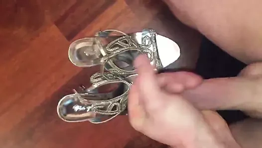 Kız kardeşlerimin yüksek topuklu üzerinde twinks