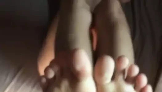 Sikme ve boşalmak üzerinde tabanlar