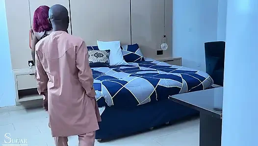 Ateşli Zenci Kız Kremsi Amcığını Sert Sikiyor