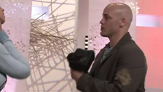 Sarışın sürtük berbat çük içinde yatak gibi bir profesyonel