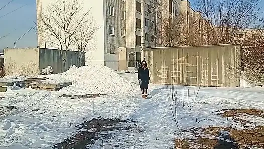 Kış geldi! Bu da demektir ki kürk mantoyla yürüme zamanı geldi!