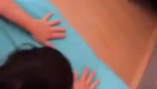 Beni kahrolası sıcak milf