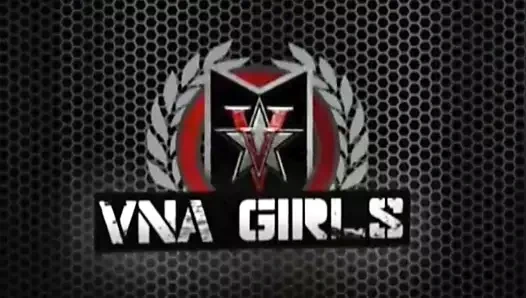 Dick lovin carmen valentina yüz sikikleri ve sert bir horoz sürmek!