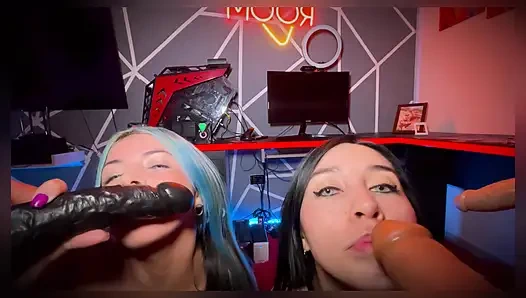 BBC dildoları ve iki azgın lezbiyen ile bakış açısı orgisi - sweetkimmi