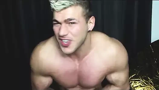 Daha büyük daha iyi daha güçlü daha sert!