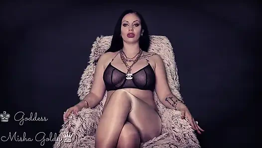 Bugün sonunda iğrenç ezik sperminin her damlalarını tüketecek! B-posta fantezisi!