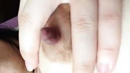 Göğüsler meme oyun