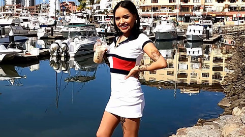 Alman seks turist buluşuyor ve sikikleri sıska mexican genç sürtük