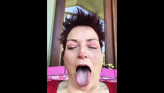 Pis annenin övgüleri -