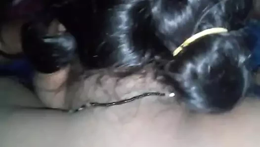 Padoswali bhabhi ki mast chut hai