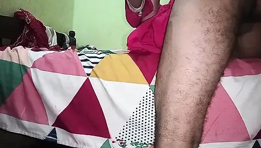 Üvey baba üvey kızını sabah seksiyle sikiyor