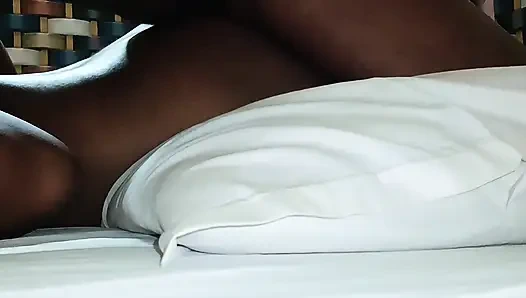 Me follé el culo de mi novia apenas