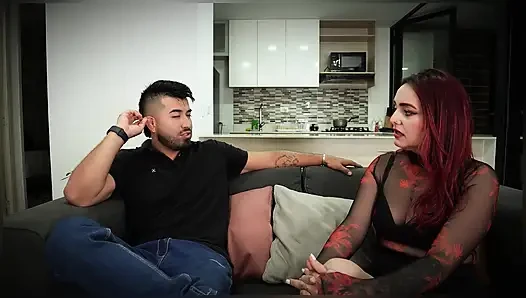 İngilizce MILF öğretmeni benimle çok derin bir sohbet etti ve sonunda birlikte olduk