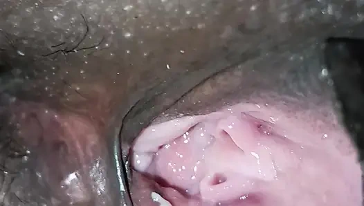 Hintli teyze seks sonrası temiz tıraş için sikişiyor