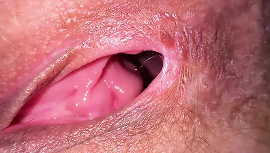 6 dakikalık aşırı yakın çekim 18 yaşındaki çok sevimli kızın sikiş videosu