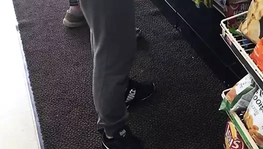 Mağazada güzel kalçalar