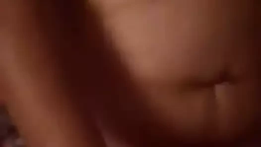 Je chevauche sa queue