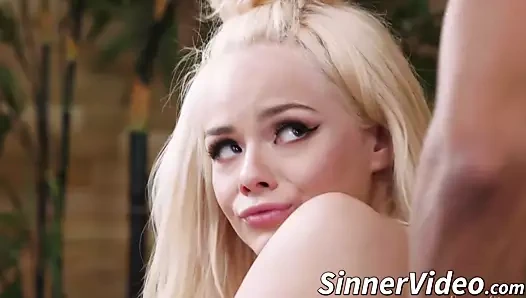 Üvey anne mastürbasyon üvey yakalar ve ona memnuniyetle yardımcı olur