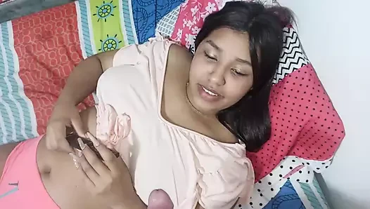 New York, Amerika Birleşik Devletleri'nden büyük sarkık memeli 18 yaşındaki esmer, üvey kardeşinin büyük aletini sikiyor