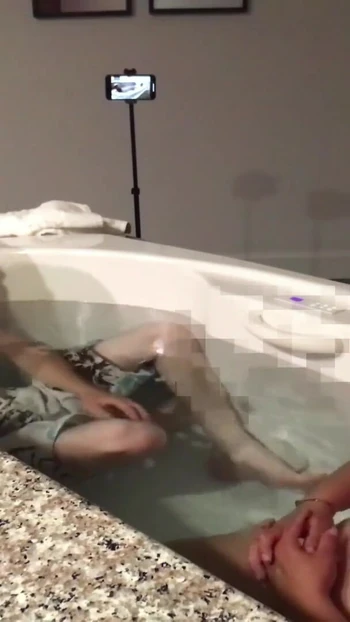 Ключевой момент от "горячей ванны"