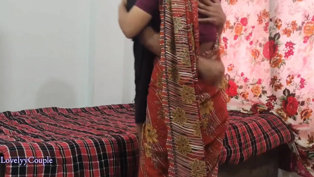Hintli desi çiftin seks videosu. Karı koca ev yapımı seks videosu