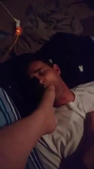 karısı yapma bana ibadet ona ayak