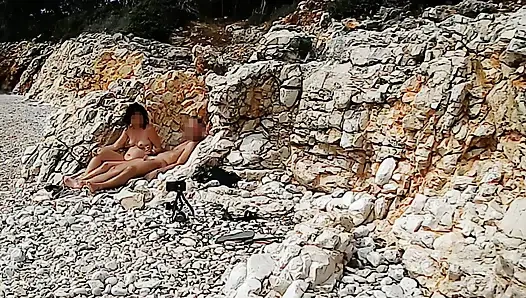 Fransız öğretmen sakso çıplaklar plajında deniz - aşırı boşalma